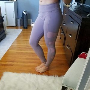 Garage light purple mesh workout leggings